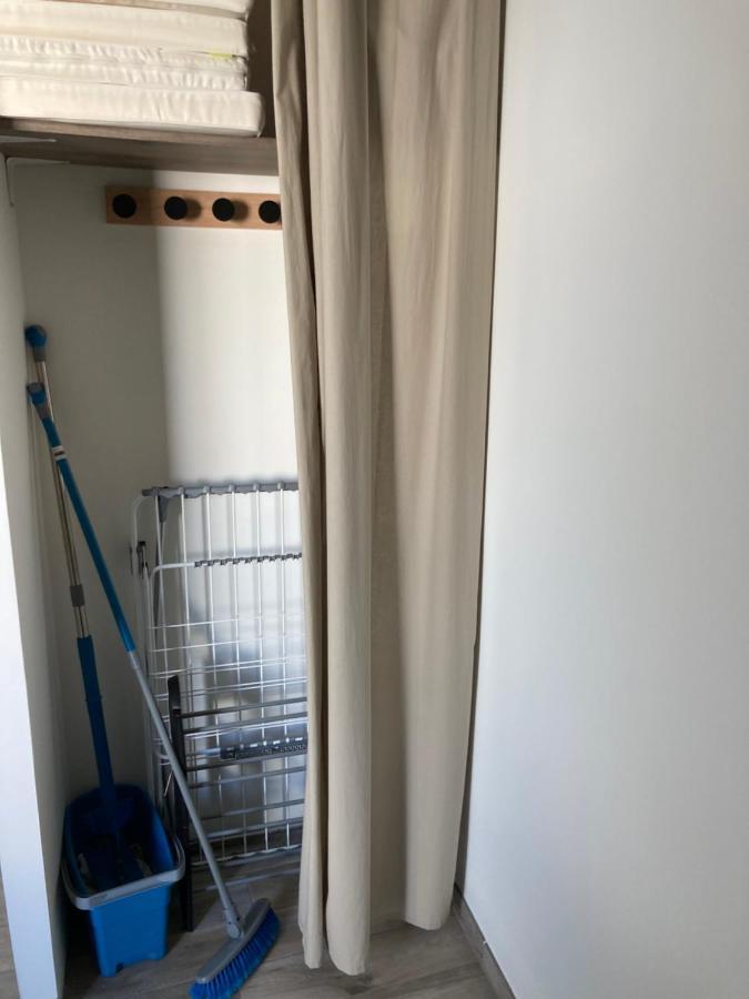 Studio Meuble Du Bourg Puymiclan Экстерьер фото